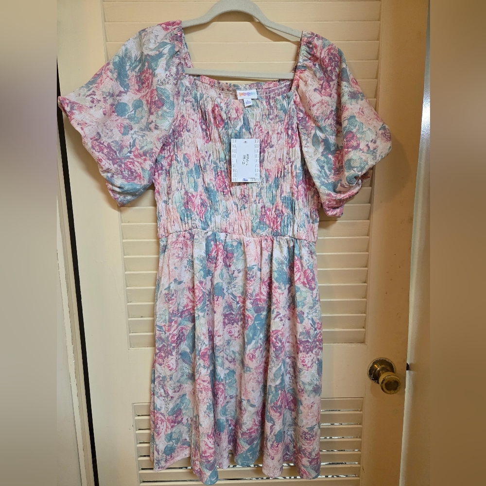 Lularoe Floral Puff Sleeve Dress